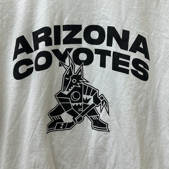 Arizona Coyotes Kachina Tee - Picture 4 of 8